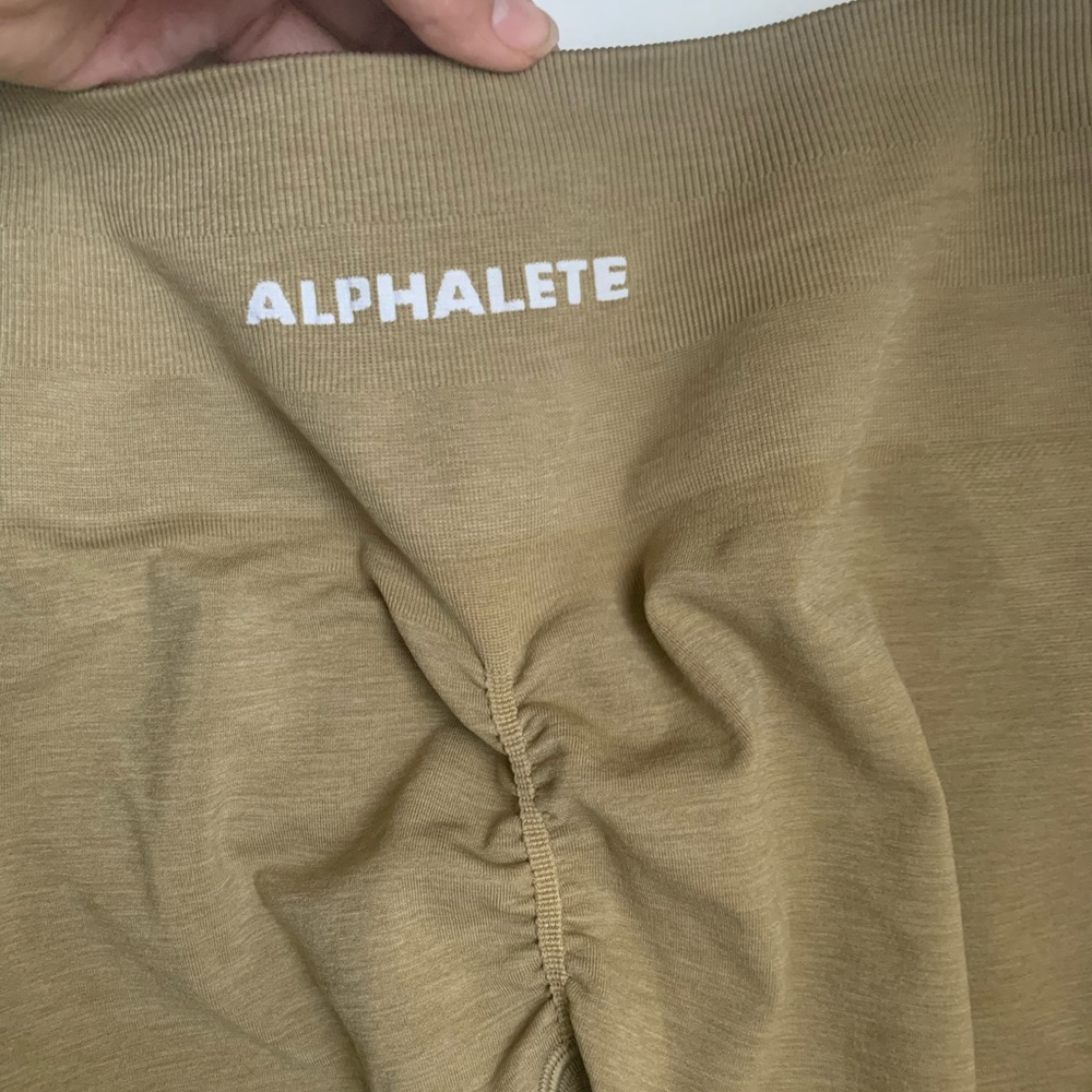Alphalete Amplify Leggings - M (Not Gold Color)